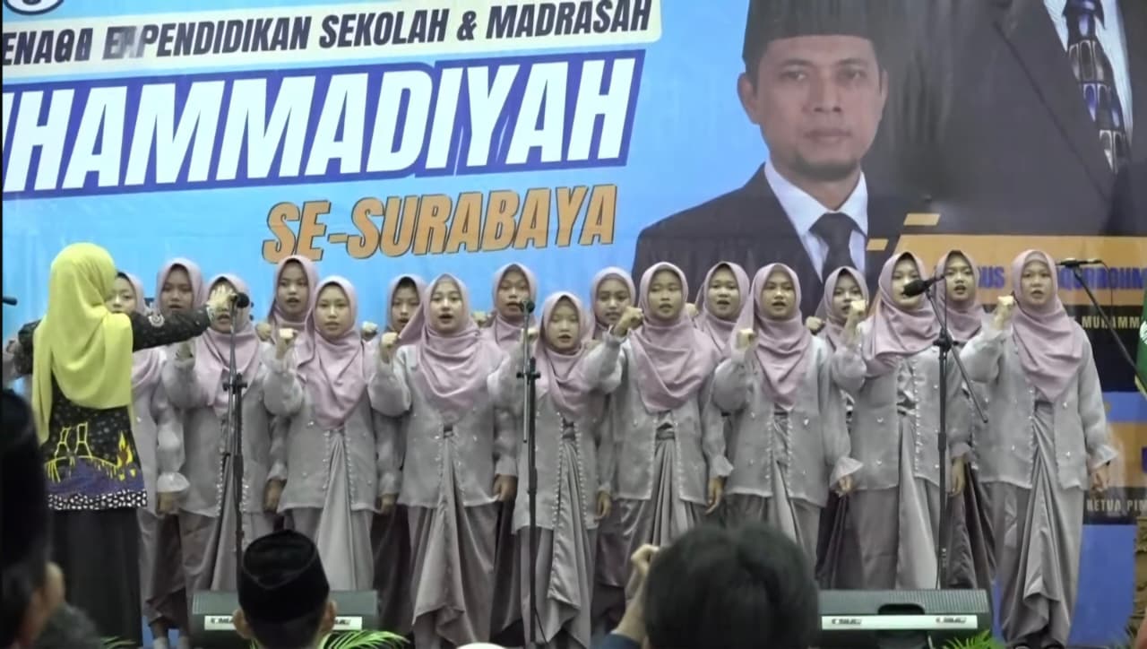 Guncang Panggung Halal Bihalal, One Five Voice  Spemlibels Surabaya Tampil Memukau